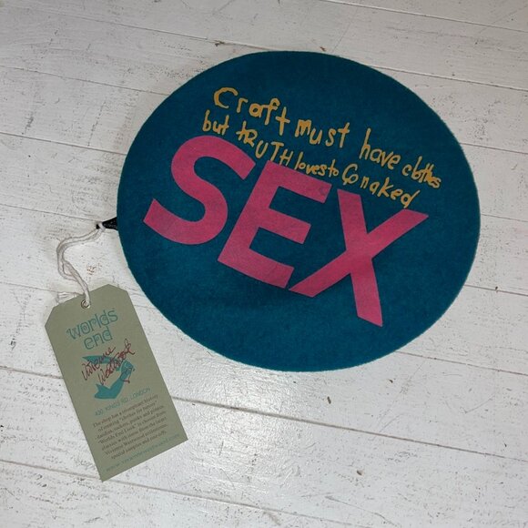 Vivienne Westwood Worlds End SEX Beret - Picture 1 of 3